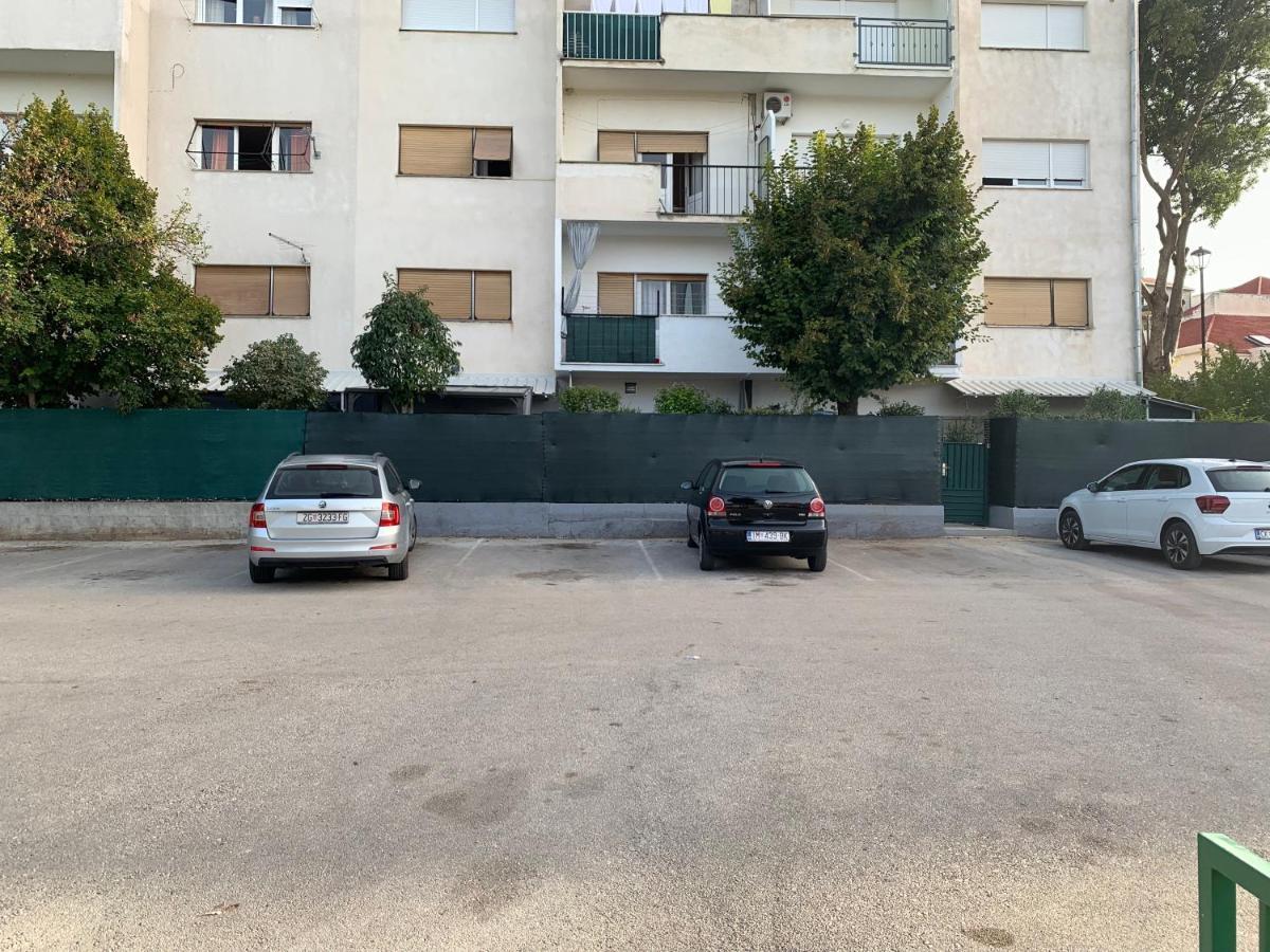 City Apartment Mara'S Terrace - Marini Dvori / 4 Pax Imotski Dış mekan fotoğraf